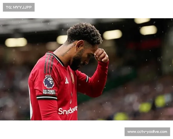 曼联2-2伯恩利暴露效率问题，狂轰30脚仅换1分