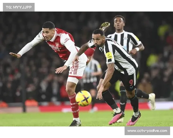 战术报告：英超场均传球数下降反映比赛节奏加快与防守压力增加